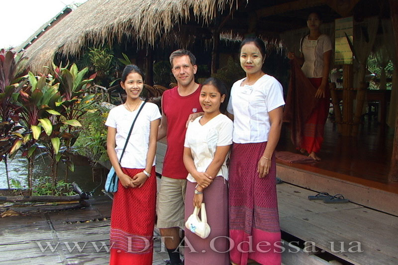 Thailand, Kanchanaburi, Excursion on the River Kwai